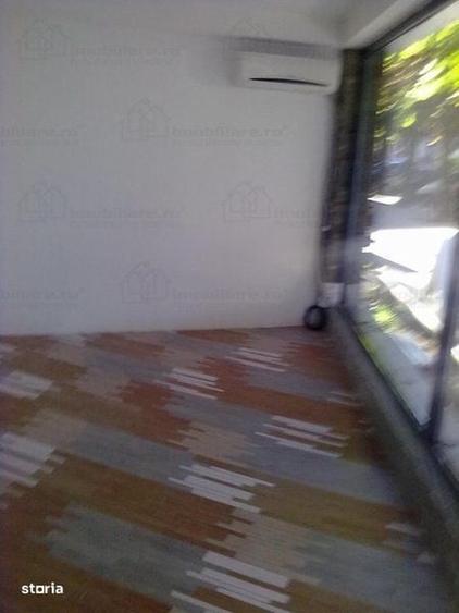 Spațiu comercial, de 40 mp, în Ultracentral