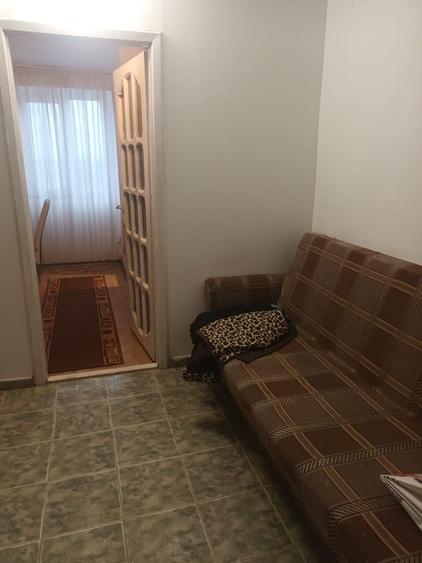 Garsonieră decomandată în Brestei