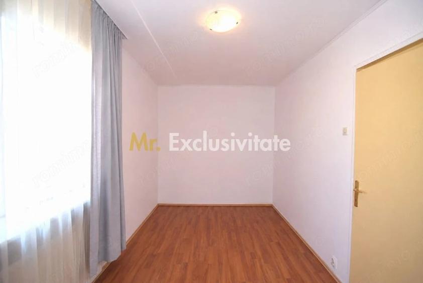 Apartament cu 2 camere semidecomandat în Craiovei