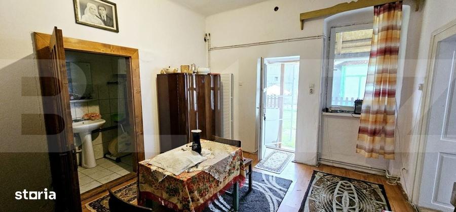 Casă cu 2 camere în Central