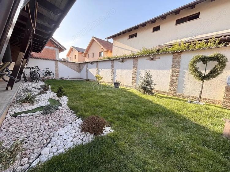 Casă cu 2 camere cu Teren 300 Mp în Sânmartin