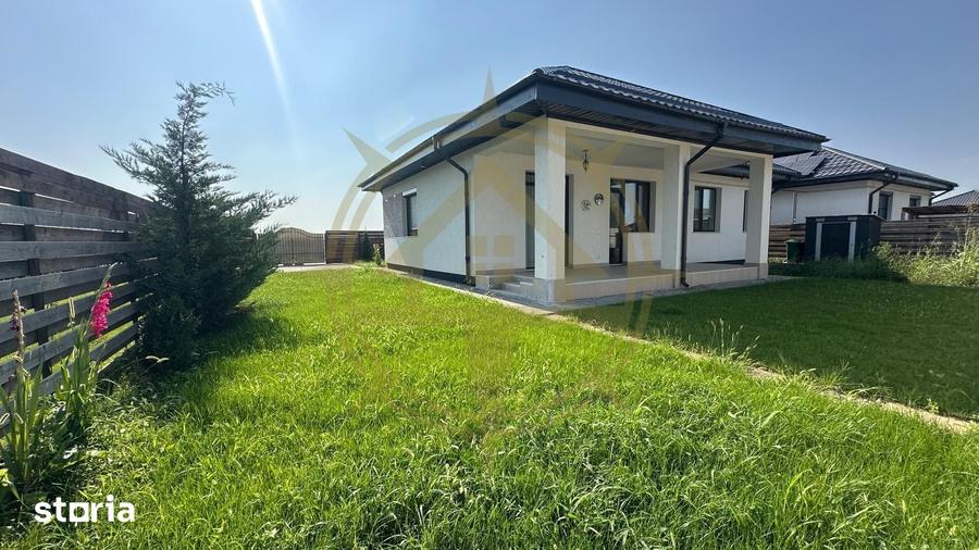 Casă cu 4 camere cu Teren 450 Mp în Tamași