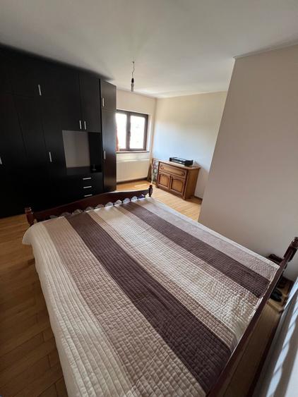 Casă cu 4 camere în Cornetu