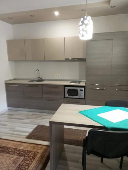 Apartament cu 2 camere semidecomandat în Plopilor