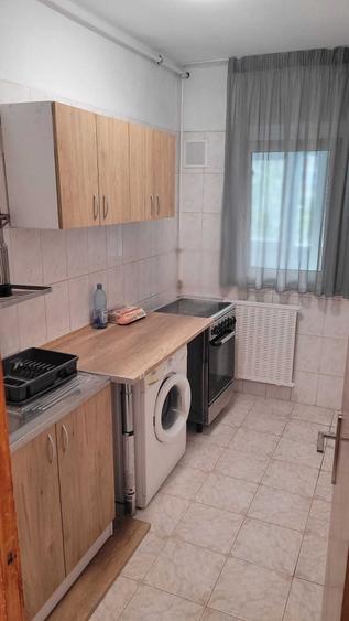 Garsonieră decomandată în Tineretului