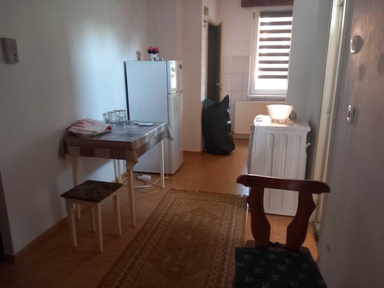 Garsonieră decomandată în Exterior Vest