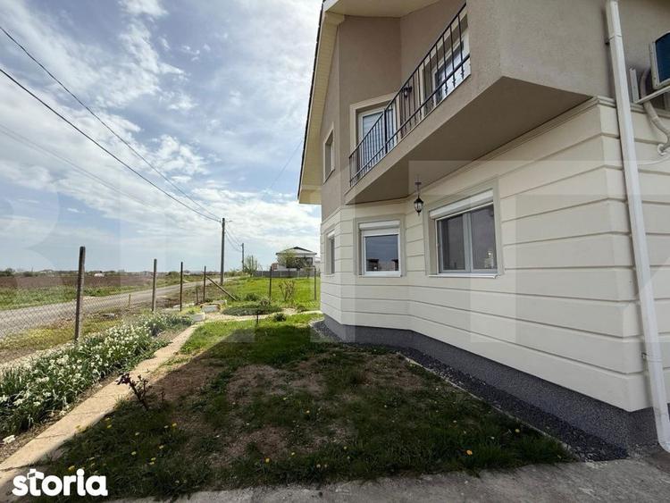 Casă cu 5 camere cu Teren 648 Mp în Ghiroda