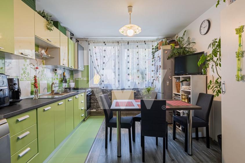 Apartament cu 2 camere decomandat, mobilat în Noua