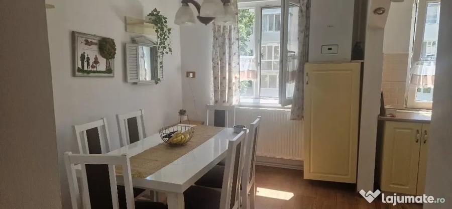 Apartament cu 3 camere în Central