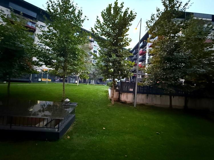 Apartament cu 2 camere semidecomandat, mobilat în Iris