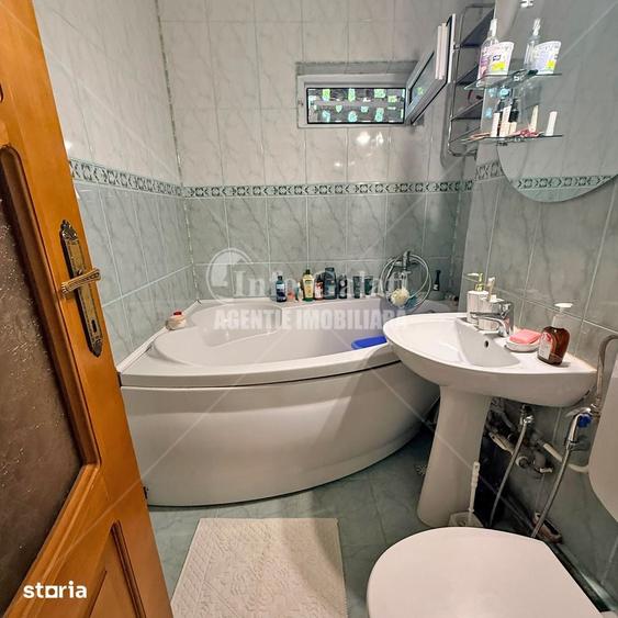 | Apartament cu 4 camere | Micro 16 | Mobilat si Utilat | Parter | - 8