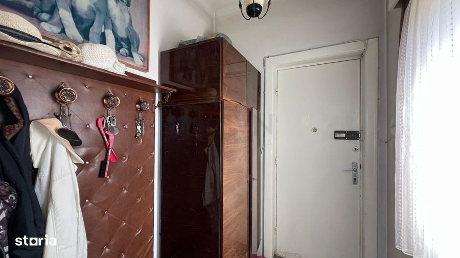 Apartament cu 3 camere, mobilat în Gara de Nord