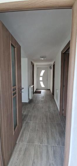 Casă cu 4 camere în Ocnele Mari