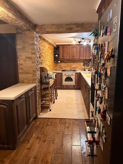 Casă cu 3 camere cu Teren 2500 Mp în Pruni