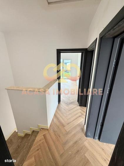 Casă cu 4 camere decomandat cu Teren 230 Mp în Bârnova