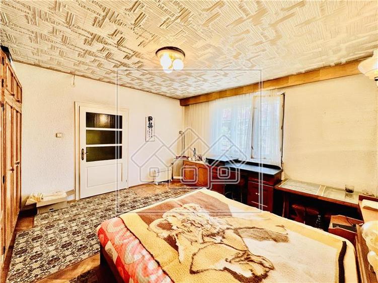 Duplex cu 4 camere cu Teren 320 Mp în Lazaret