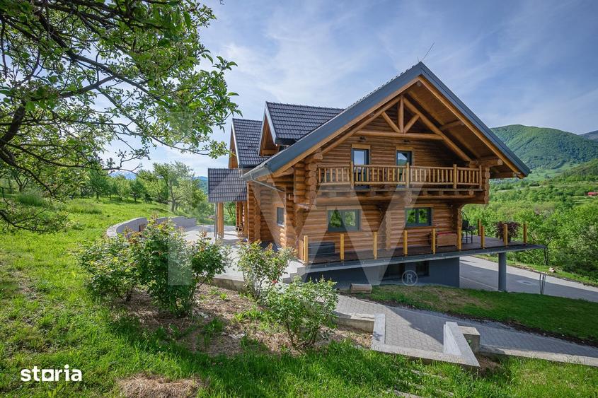Casă cu 6 camere cu Teren 5683 Mp în Sadu