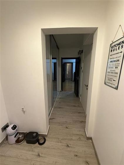 Apartament cu 3 camere decomandat în Dristor