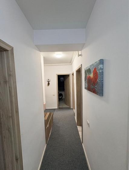 Apartament cu 3 camere decomandat în Central