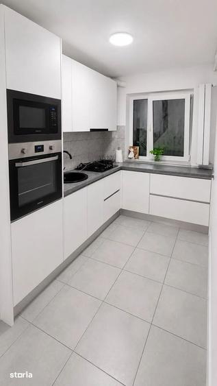 Apartament cu 2 camere decomandat, mobilat în Tomis Nord