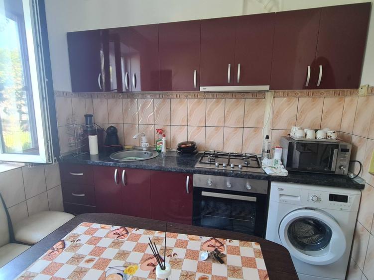 Apartament cu 2 camere nedecomandat în Ghimpați