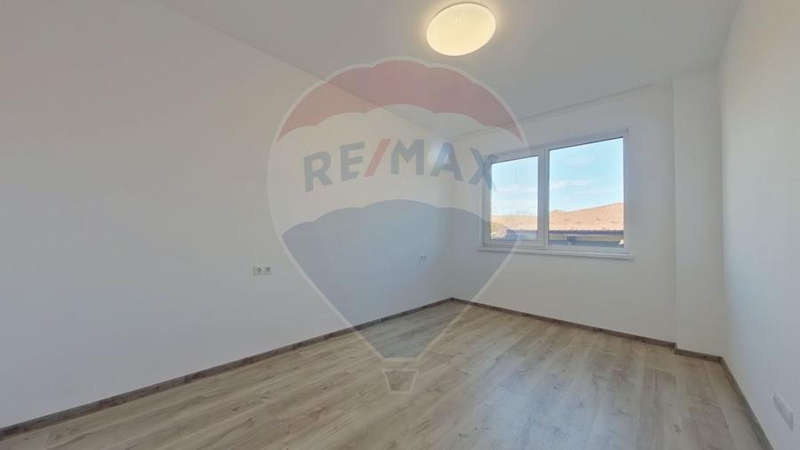 Apartament cu 2 camere, vedere spre parcul Poligonului, COMISION 0% - 2