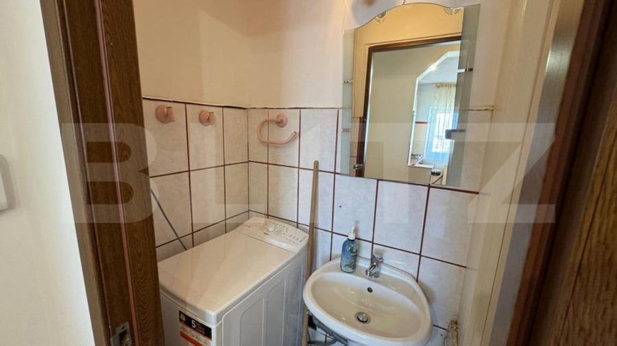 Apartament de inchiriat, cu trei camere, Calea Moldovei - 8