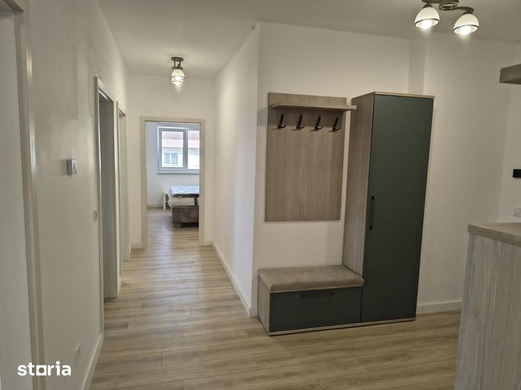 Apartament cu 3 camere decomandat în Cetate