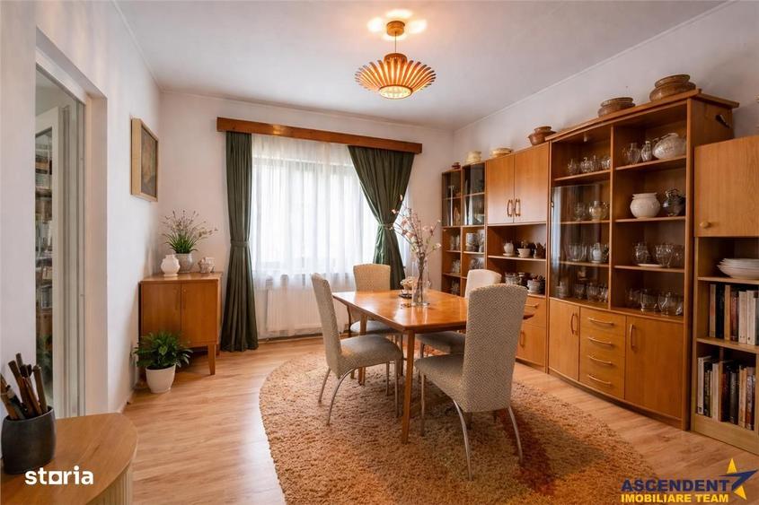 Casă cu 4 camere în Sânzieni