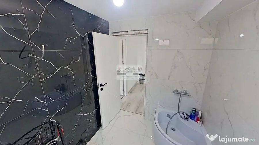 Casă cu 5 camere cu Teren 1159 Mp în Central
