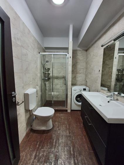 Apartament cu 2 camere semidecomandat în Palazu Mare