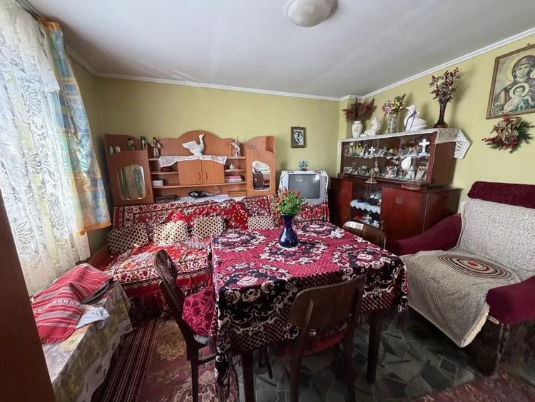 Casă cu Teren 780 Mp în Priboieni