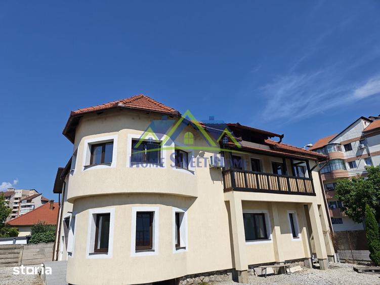 Spațiu comercial, de 90 mp, în Central