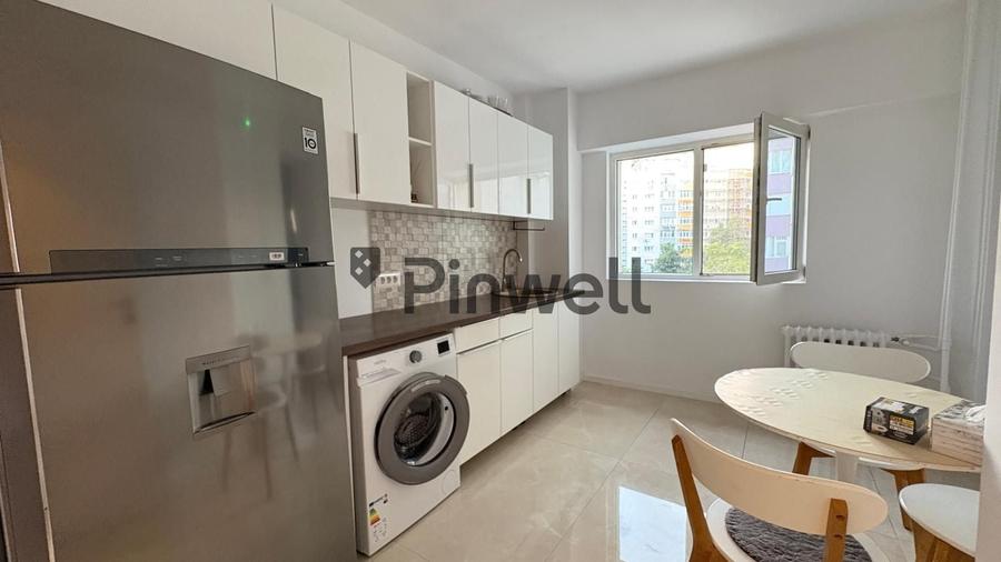 Apartament cu 5 camere decomandat, mobilat în Mihai Bravu