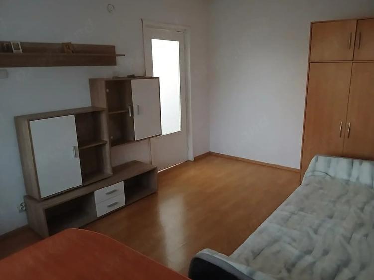 Proprietar inchiriez garsoniera Girocului-Str,Meziad - 3