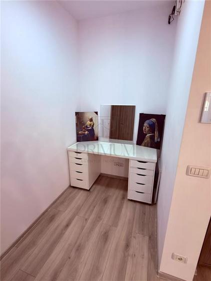 Apartament cu 2 camere semidecomandat, mobilat în Aradului