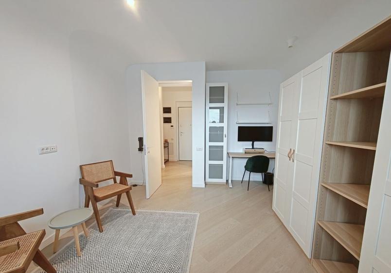 Apartament cu 3 camere decomandat în Pipera