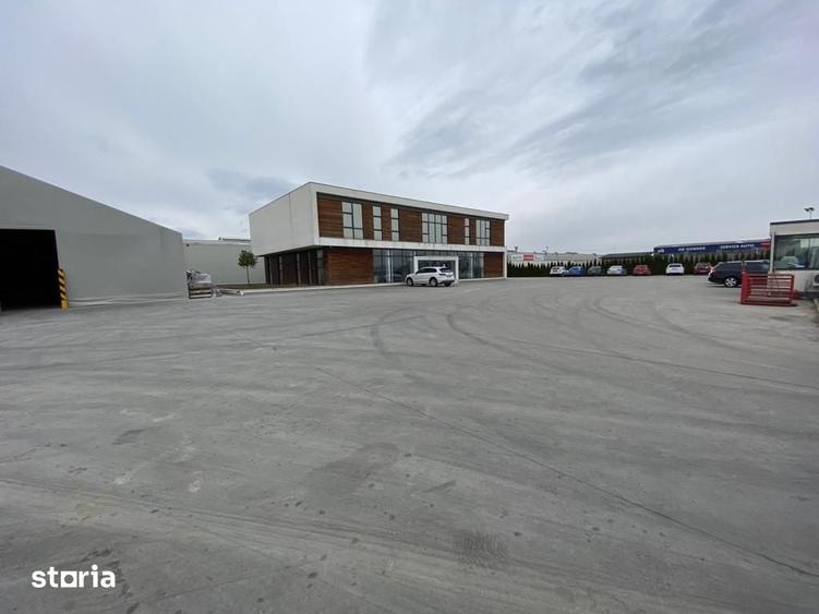 Spațiu comercial, de 16,000 mp, în Central