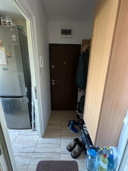 Apartament cu 2 camere semidecomandat în Rahova