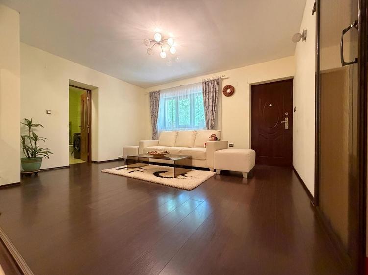Casă individuală cu 3 camere cu Canalizare în Elisabetin