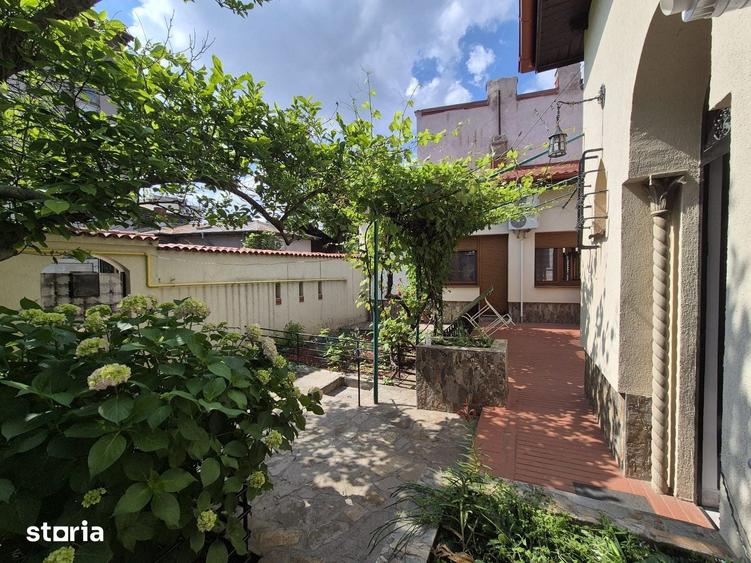 Casă cu 4 camere cu Teren 204 Mp în Ștefan cel Mare