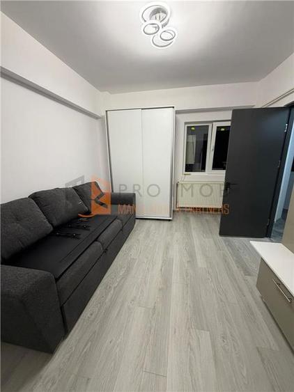 Garsonieră decomandată, mobilată în 1 Decembrie