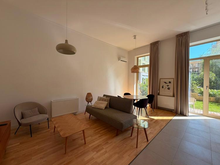 Apartament cu 2 camere decomandat, mobilat în Bucureștii Noi