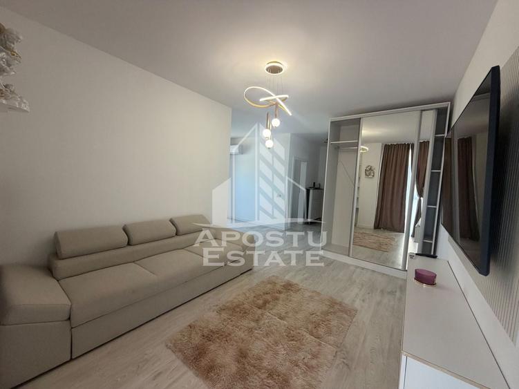 Apartament cu 2 camere decomandat în Torontalului