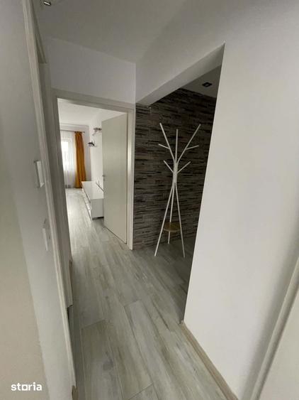 Apartament cu 2 camere decomandat în Micro 17