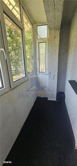 Garsonieră decomandată în Rovine