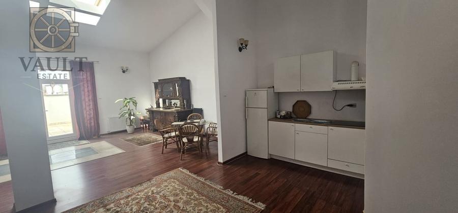 Apartament cu 2 camere decomandat, mobilat în Cișmigiu