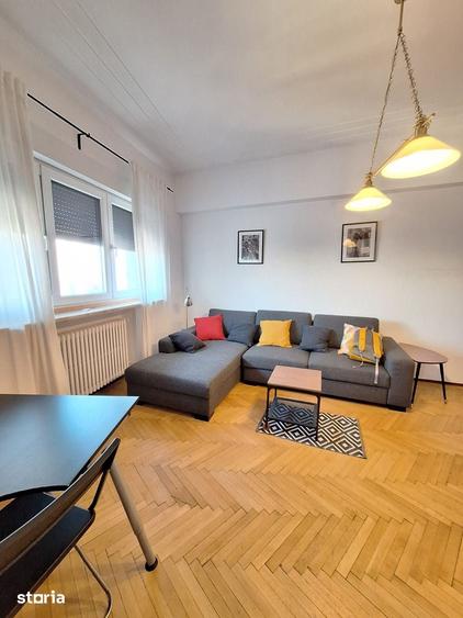Apartament cu 4 camere în Centrul Istoric