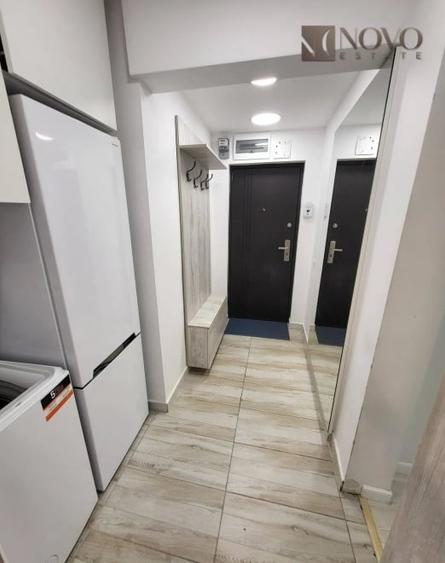 Apartament cu 2 camere semidecomandat, mobilat în Victoriei