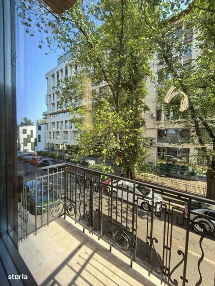 Apartament cu 4 camere în Eminescu